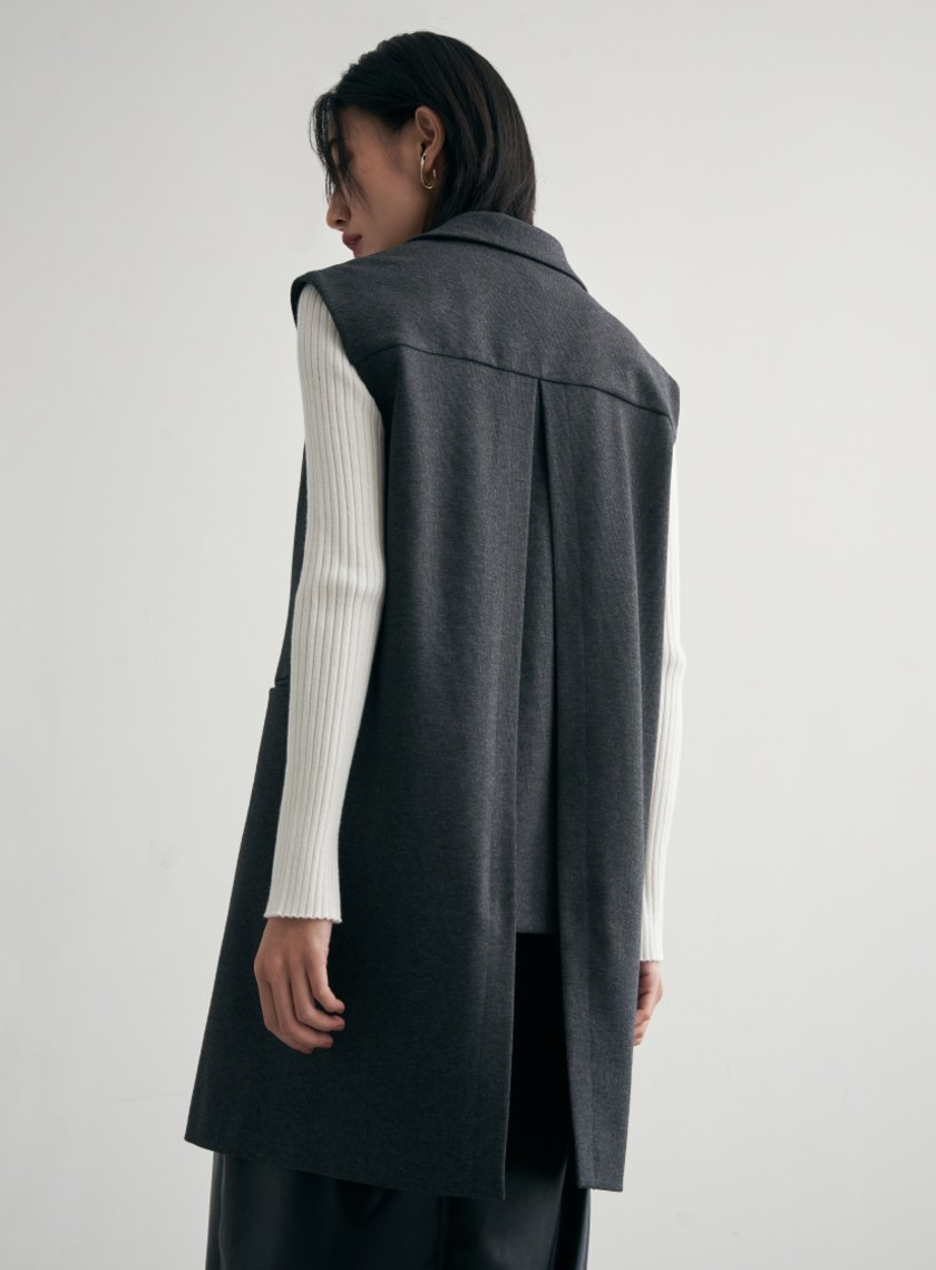 細節剪裁背心西裝外套